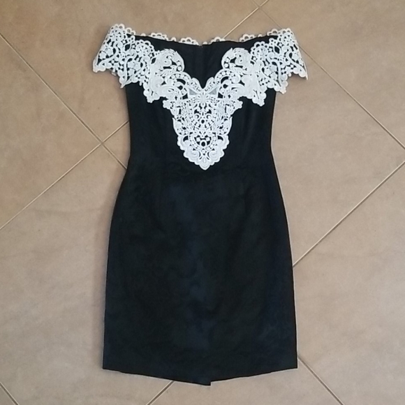 Vintage Black & White Lace Dress - Picture 6 of 10